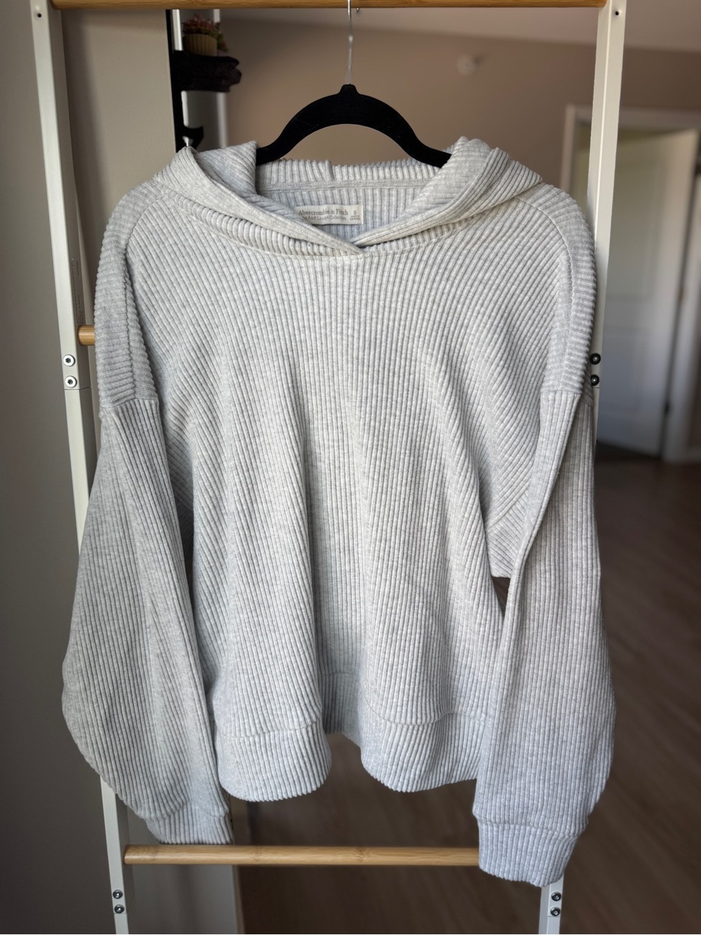 Abercrombie & Fitch Women’s Lounge Cozy Rib Hoodie | Grey, Size S, Like New - Picture 2 of 7